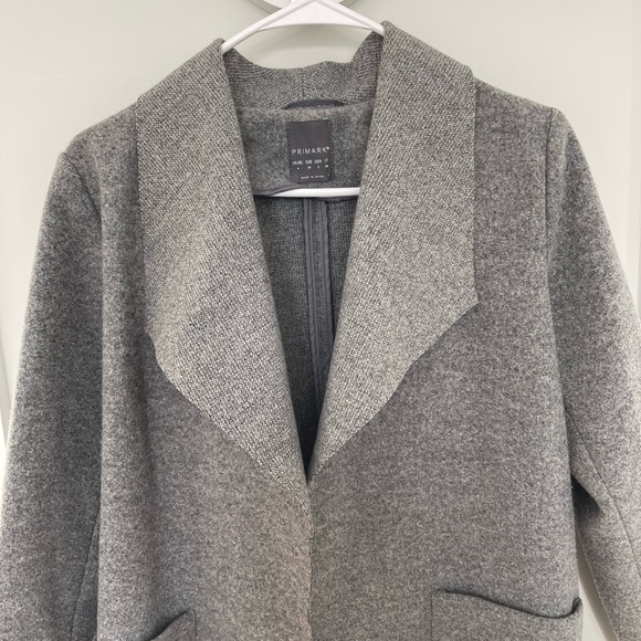 Grey lightweight coat - Size 2 - Picture 3 of 3